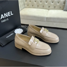 Chanel Low Shoes